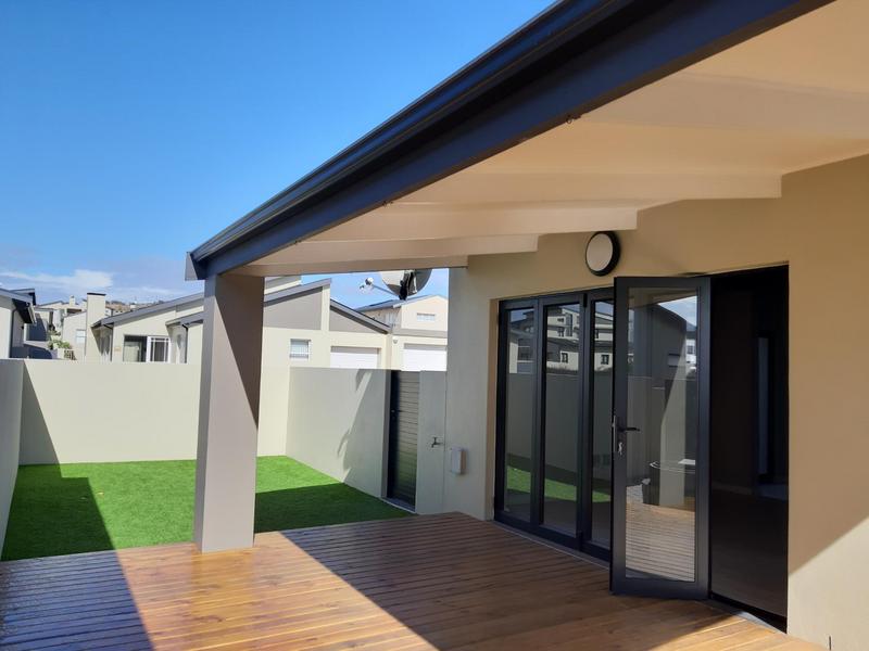 3 Bedroom Property for Sale in Sunset Estate Western Cape